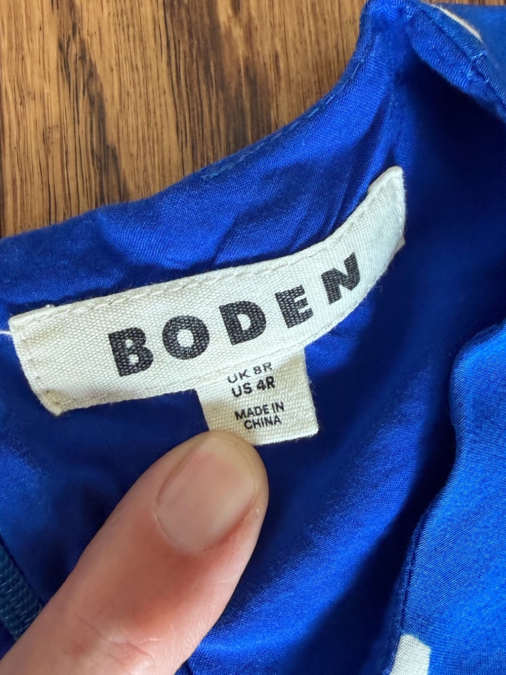 Boden Liv Pleat Blue Polka Dot Midi Dress 4 perfect condition smoke pet free - Picture 4 of 4